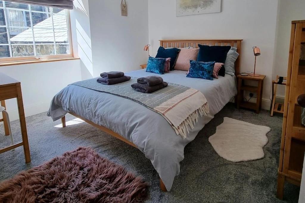 Eldon Row - Stylish Character Apartments - Central Location 1 & 2 Bed Available Dolgellau Bagian luar foto