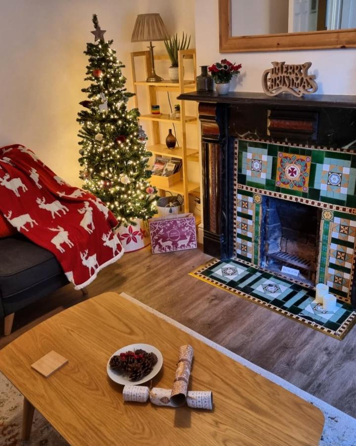 Eldon Row - Stylish Character Apartments - Central Location 1 & 2 Bed Available Dolgellau Bagian luar foto